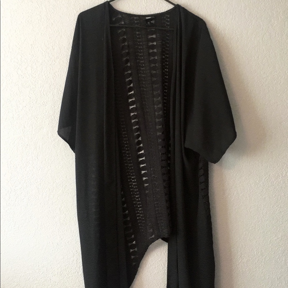 NWOT Women’s Black Lace Kimono Cardigan Size Small